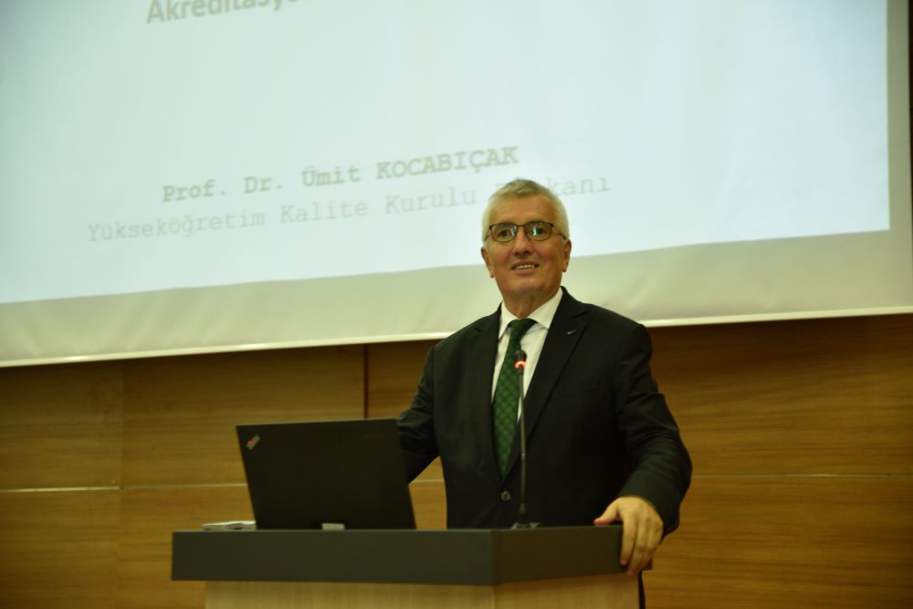 Kastamonu Üniversitesi’nde YÖKAK Başkanı Prof. Dr. Kocabıçak Akreditasyon Süreçlerini Anlattı